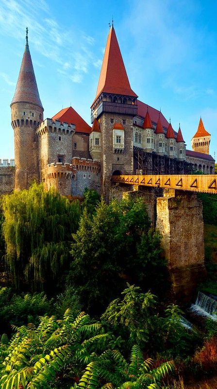 Hunyad-Castle-Transylvania-Romania