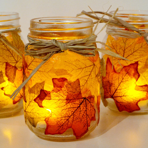 Maple-leaf-decoupaged-mason-jars-fall-decor-craftgawker