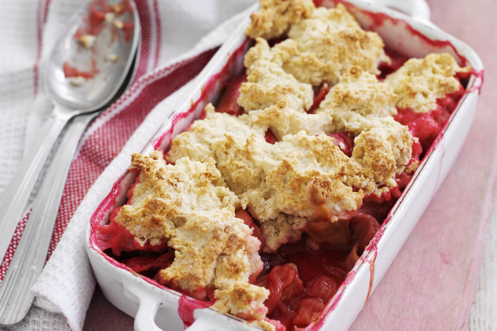 Rhubarb-Strawberry-Ginger-Cobbler-