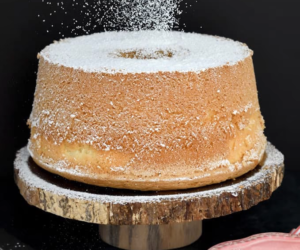 Top 10 Fluffy Chiffon Cakes