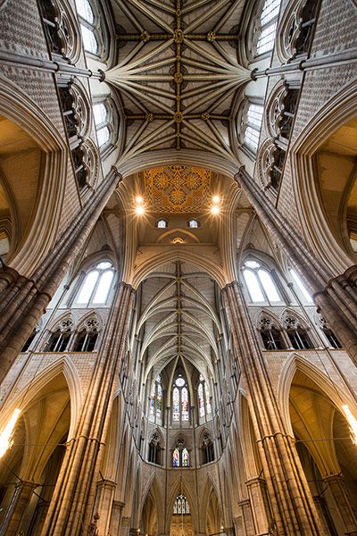 The-Inside-of-Westminster-Abbey