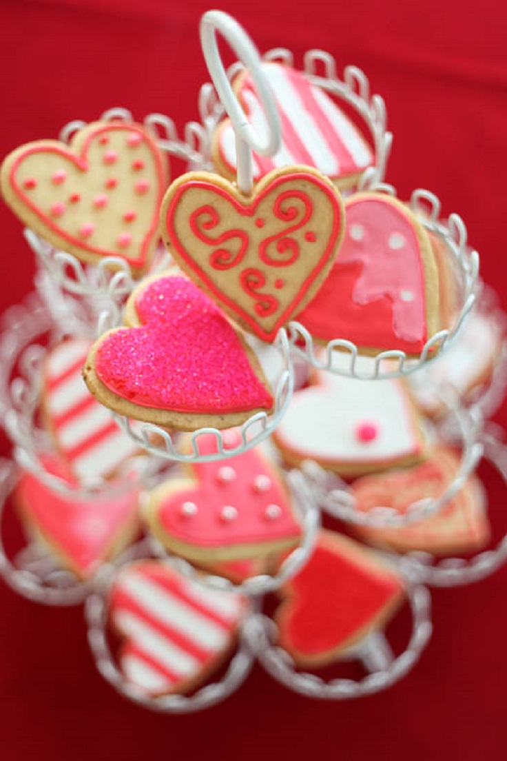 Valentine-Cookies-and-a-Bright-Red-Scale