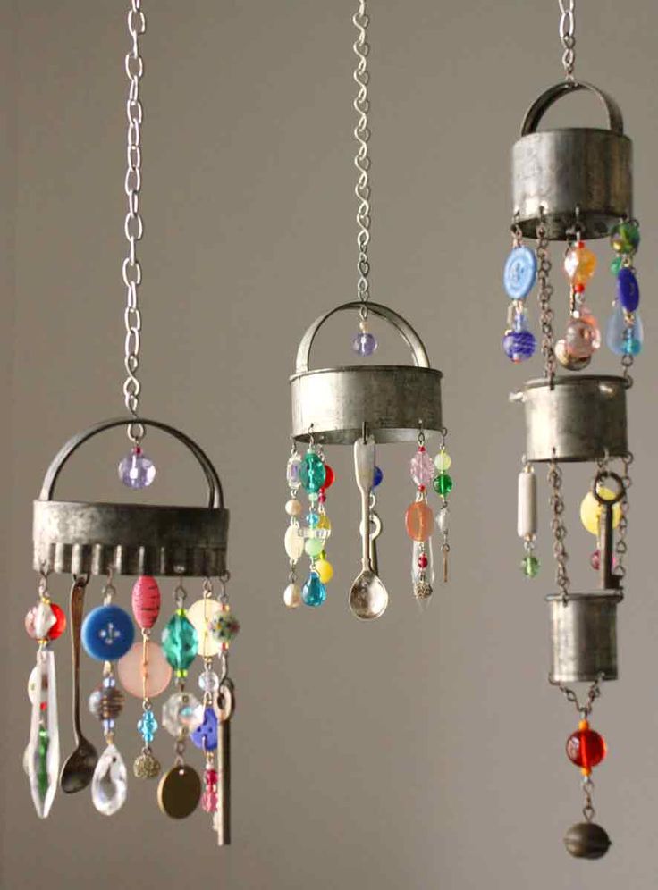 Wind-chimes-made-from-old-cookie-cutters-plastic-beads-buttons-and-teaspoons