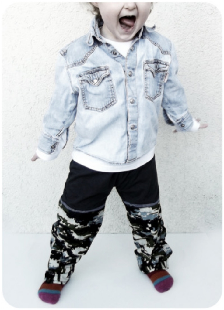 a-camouflaged-kidlet a-camouflaged-kidlet