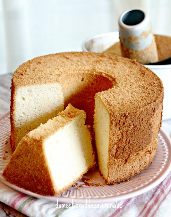 baileys-irish-cream-chiffon-cake-