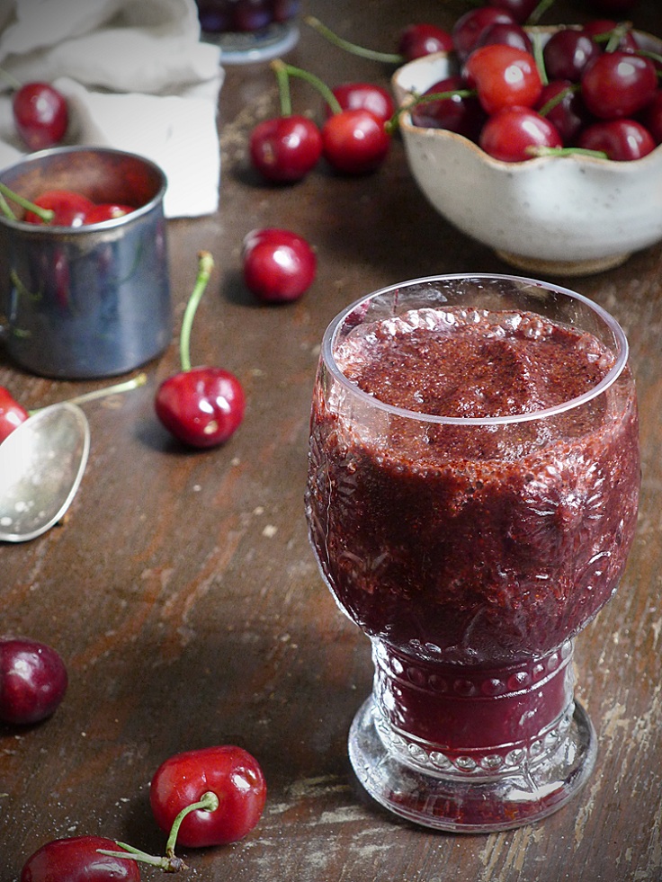 cherry-and-kale-smoothie