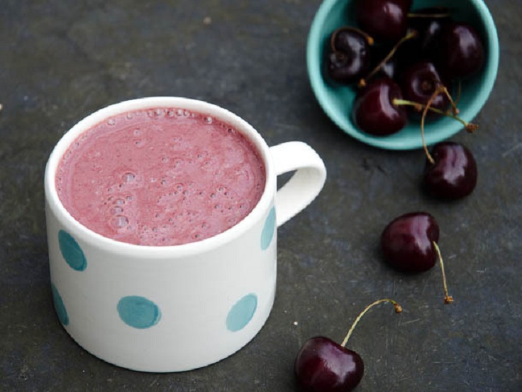 cherry-vanilla-almond-smoothie