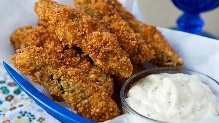 fried-panko-dipped-pickle-spears