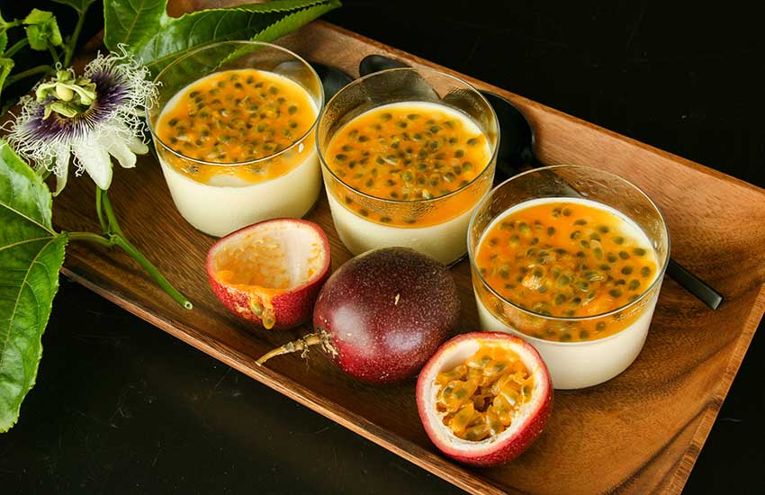 passion-fruit-panna-cotta-