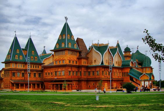 the-wooden-palace-of-alexei-