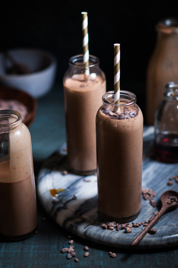 toasted-cocnut-chocolate-peanut-butter-banana-smoothie-