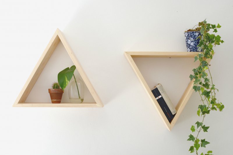 triangle-shelf-diy