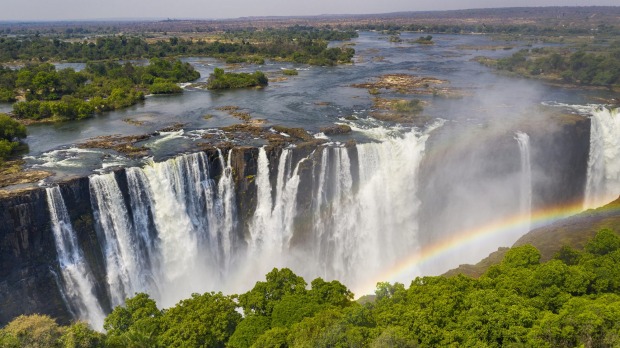 victoria-falls-zimbabwe-