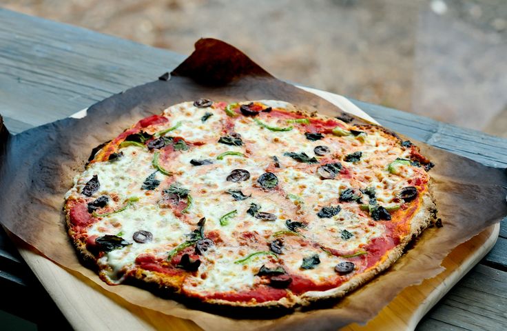 Gluten-Free-Pizza-with-Mozzarella-Olives-and-Anaheim-Peppers