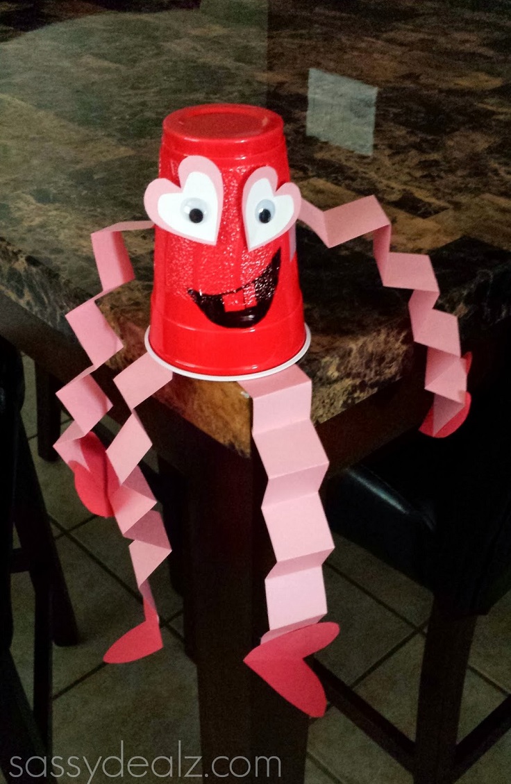 Red-Solo-Cup-Valentine’s-Day-Craft