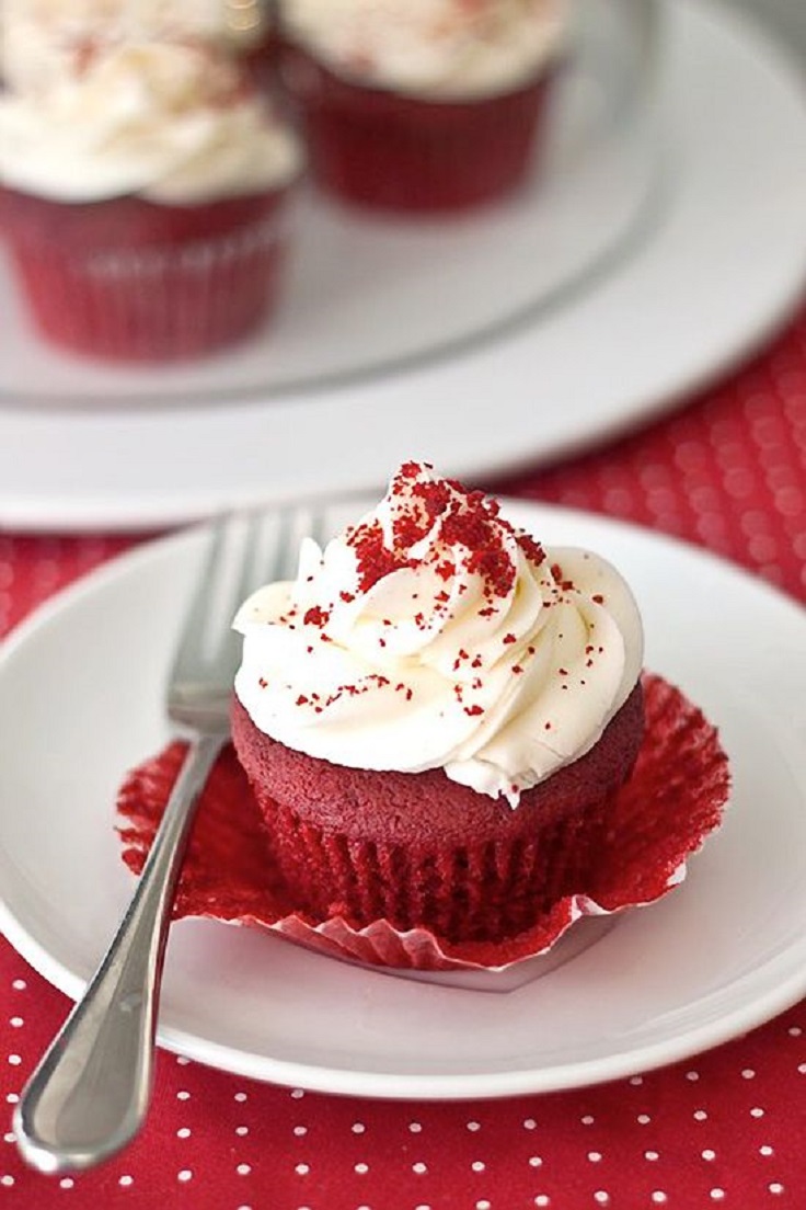 Red-Velvet-Cupcake-for-your-Valentine