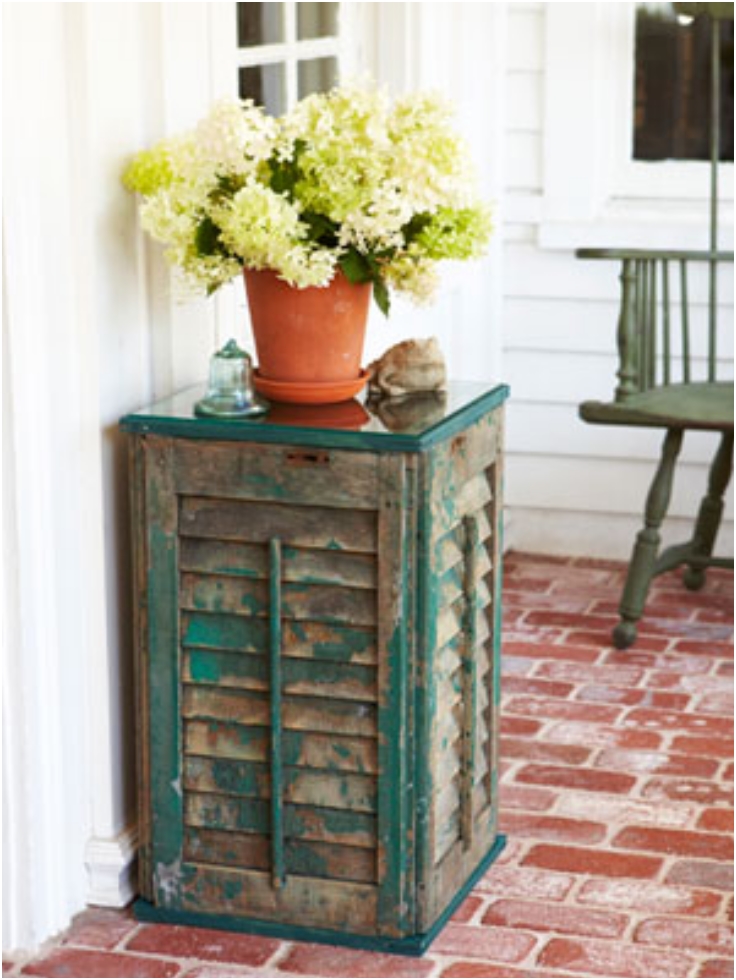 Shutter-Side-Table