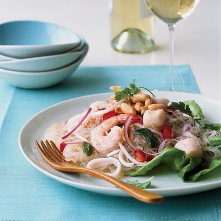 Thai-Seafood-Noodle-Salad