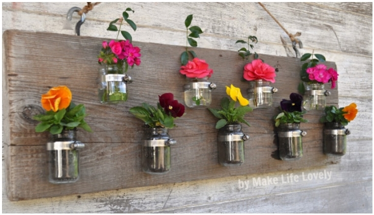 Upcycled-Baby-Food-Jars-Wood-Vase-Candleholder