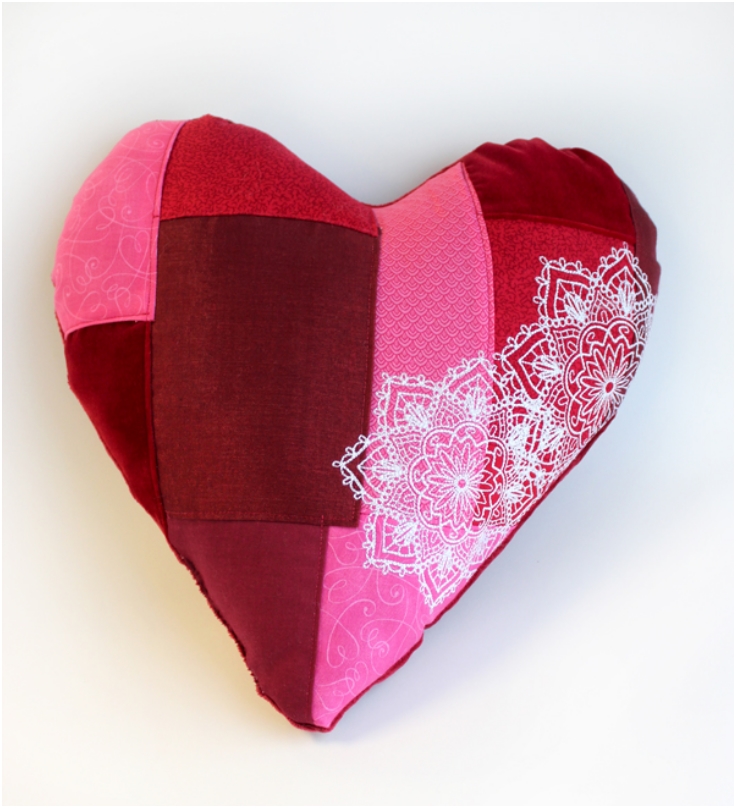 Valentine-Patchwork-Pillow