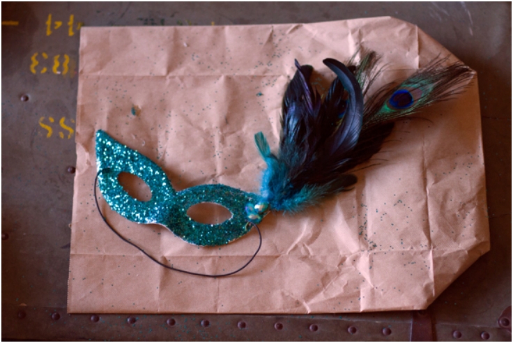 Blue-Mardi-Gras-Mask