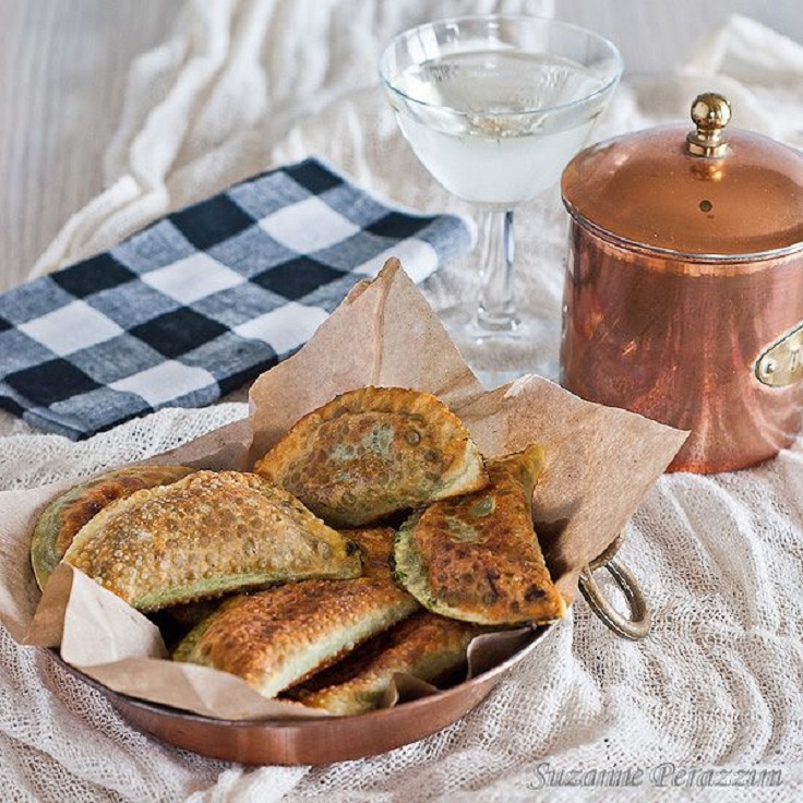 Fried-Agnolotti-with-Cream-Cheese-Spinach