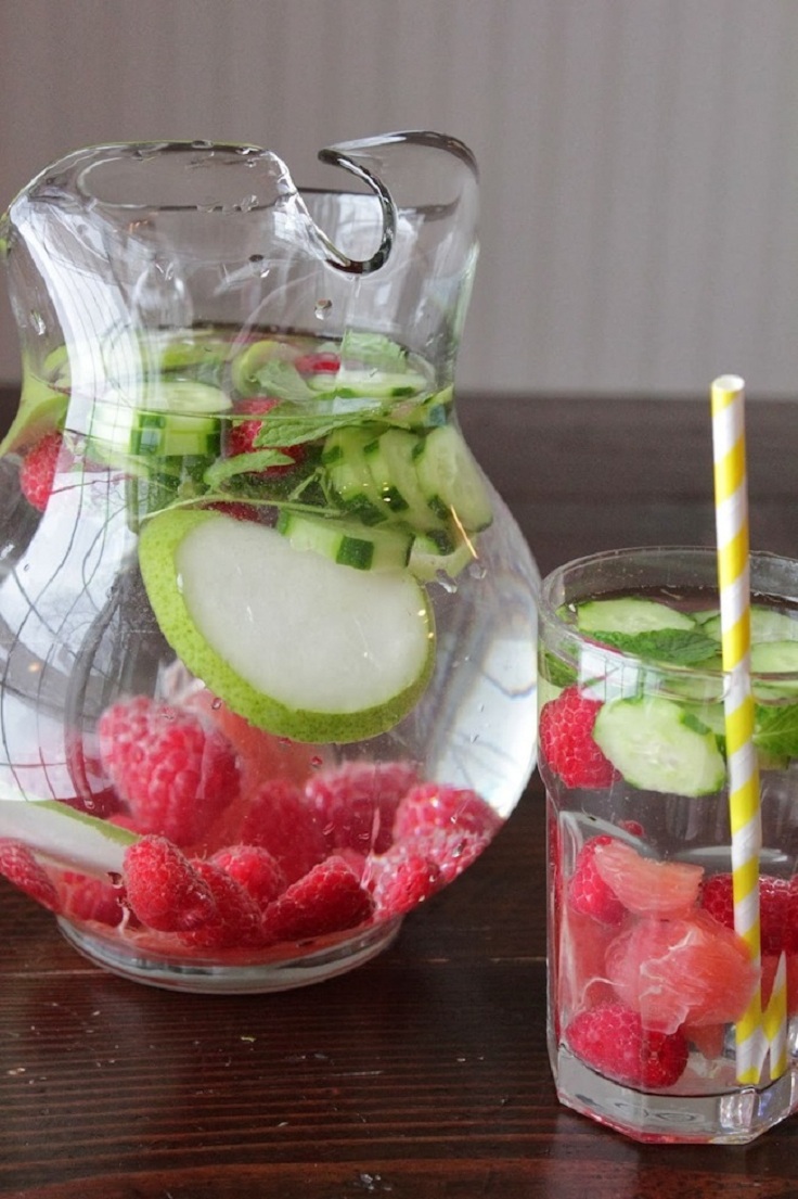 Raspberries-and-Cucumber-Detox-Water