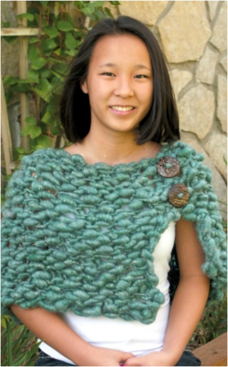 Simple-Chunky-Knit-Shawl-with-Buttons