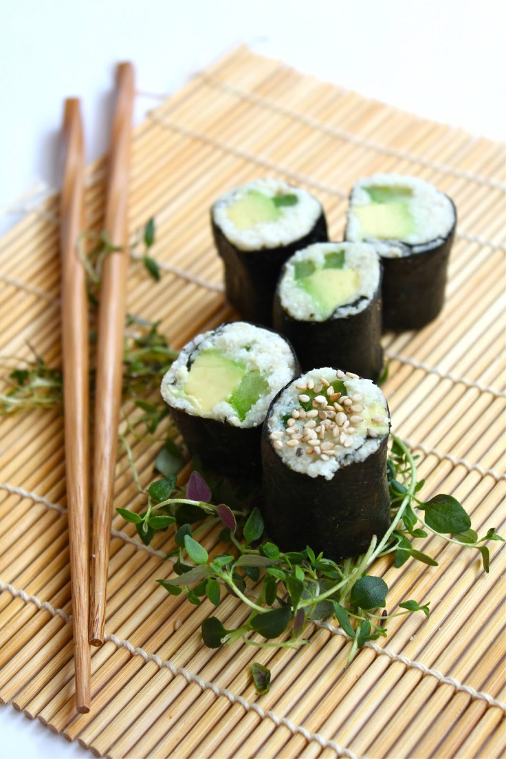 Raw-Cauliflower-Sushi