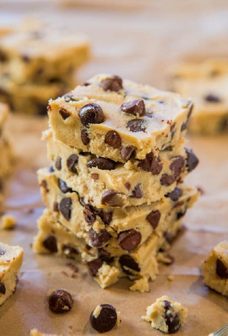 Raw-Chocolate-Chip-Cookie-Dough-Bars-with-Hot-Fudge
