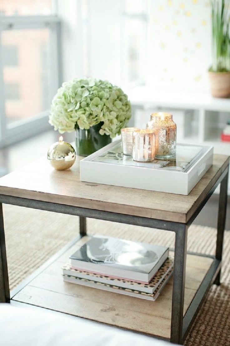 Simple-coffee-table-decor