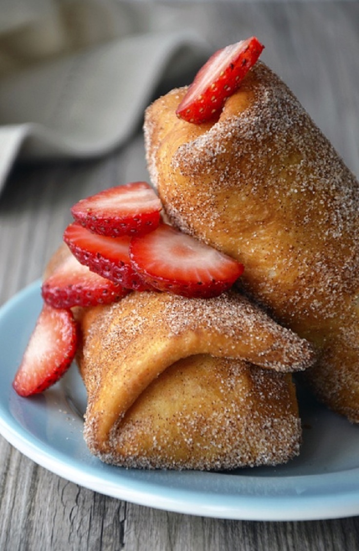 Strawberry-Cheesecake-Chimichangas