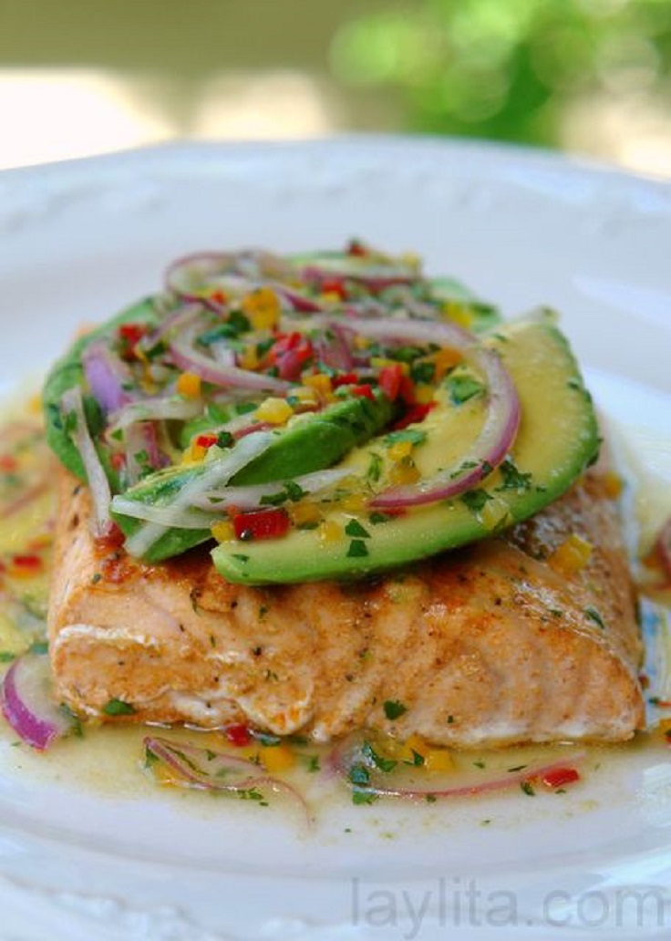 Grilled-salmon-with-avocado-salsa