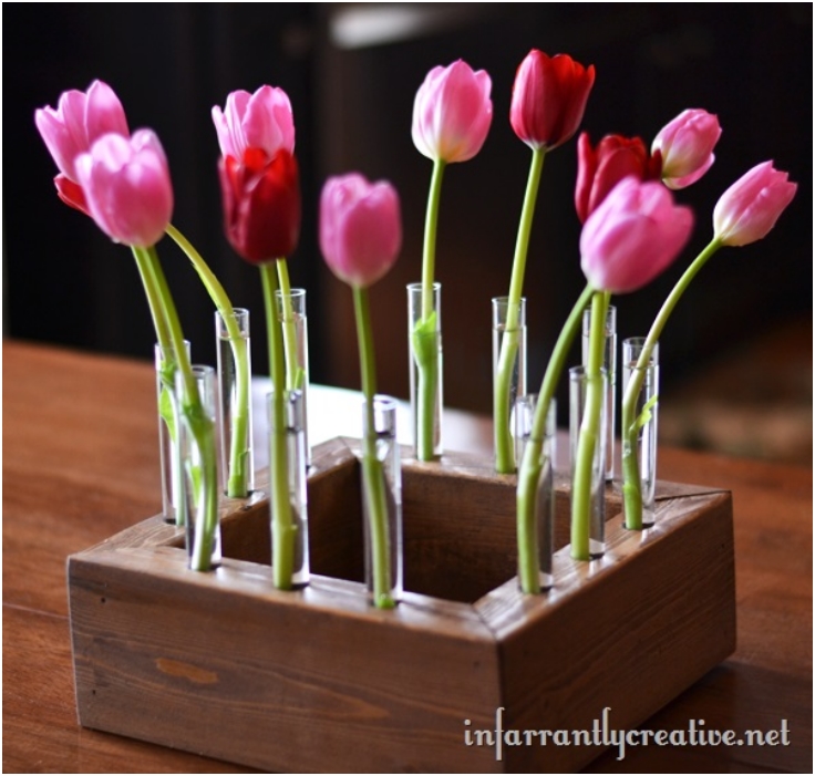 Floral-Centerpiece-With-Tulips