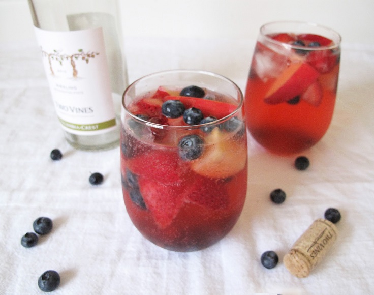 White-Wine-Strawberry-Sangria