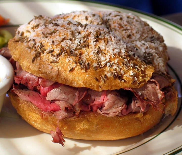 Beef-on-Weck