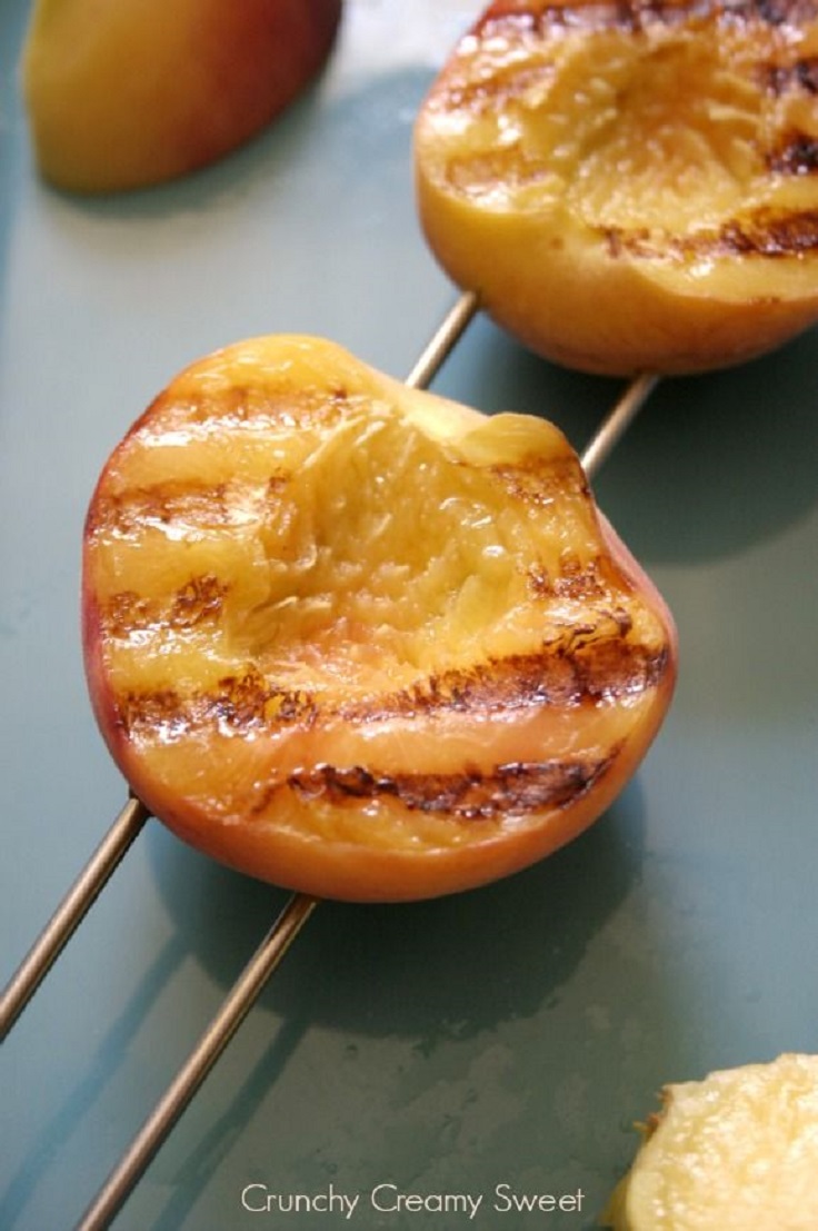 Grilled-Peach-and-Sriracha-BBQ-Sauce