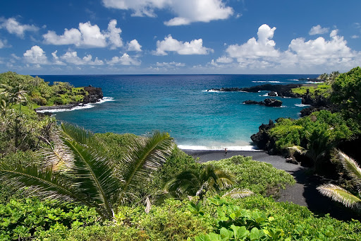 Honokalani-Beach