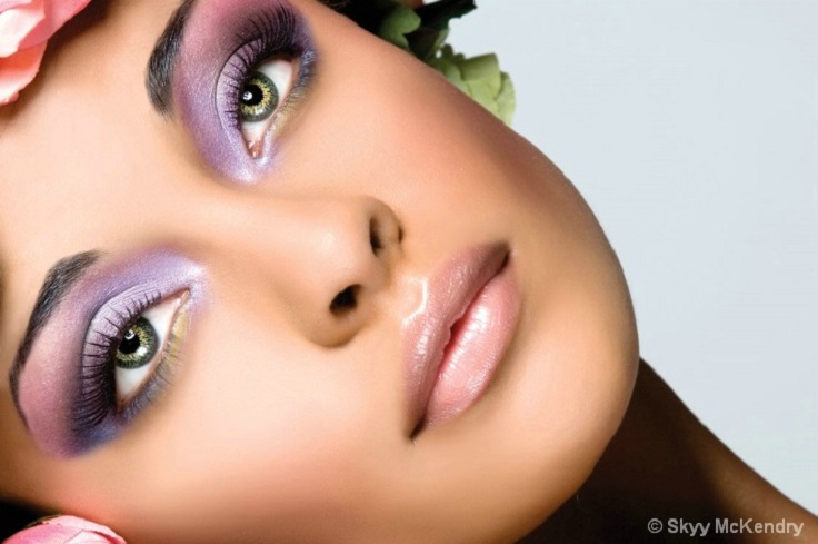 Purple-Eye-Shadow