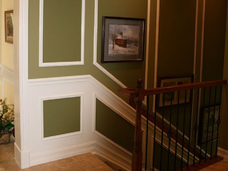 Wall-Frames-on-Stairs