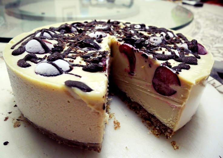 White-Chocolate-Cherry-Cake