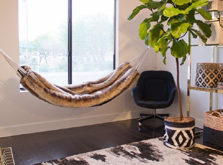 Faux-Fur-Hammock