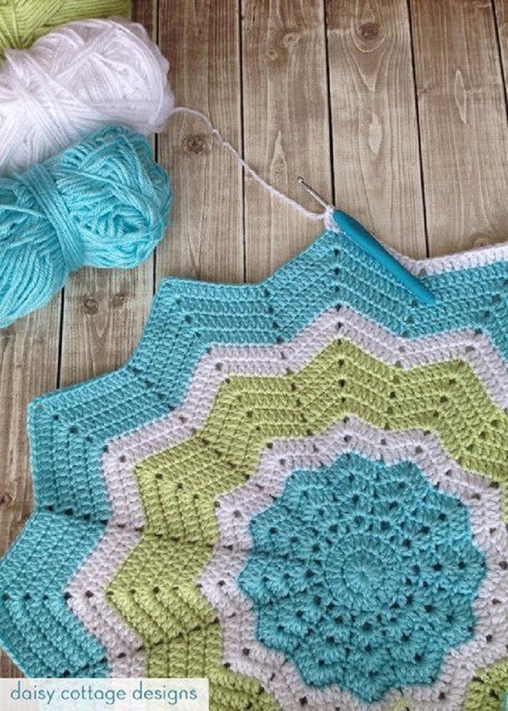 Turquoise-and-Lime-Crochet-Star-Blanket