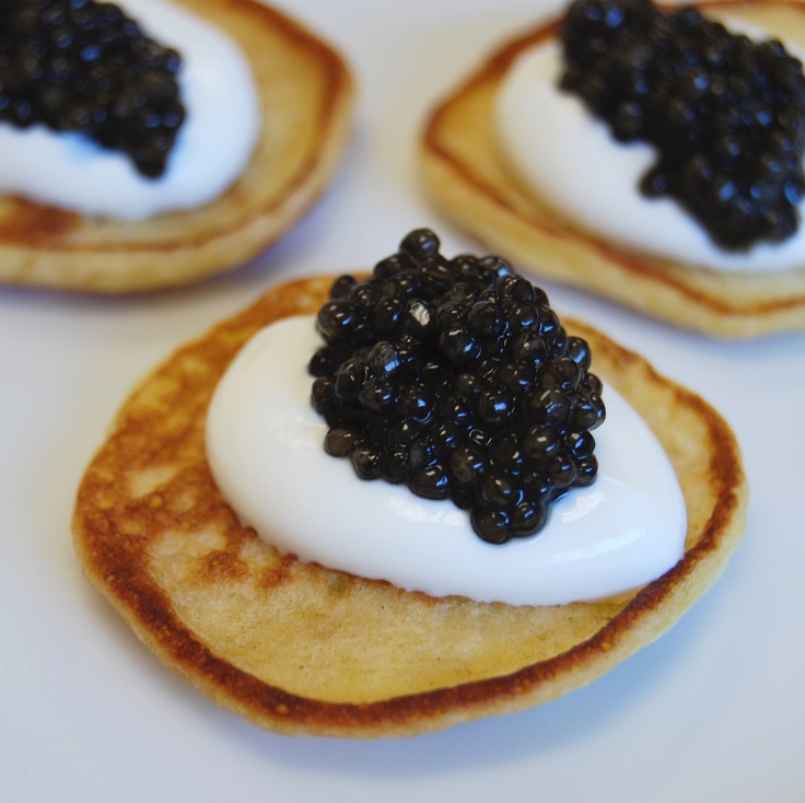 caviar-blini1