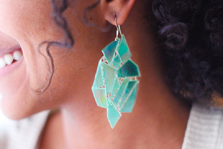 diy-old-cd-earrings