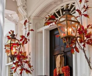 Top 10 Amazing DIY Fall Door Decorations