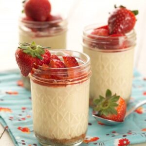 Cheesecake-Strawberry-jar-300x300
