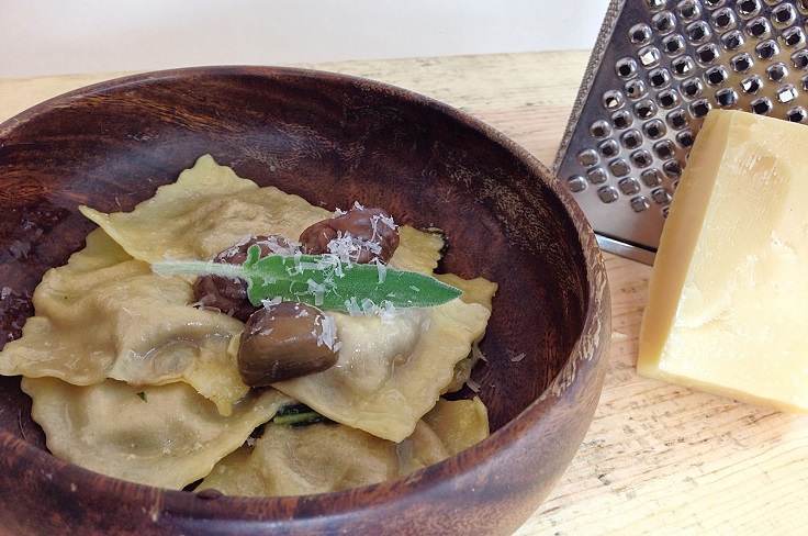 chesnut-ricotta-ravioli