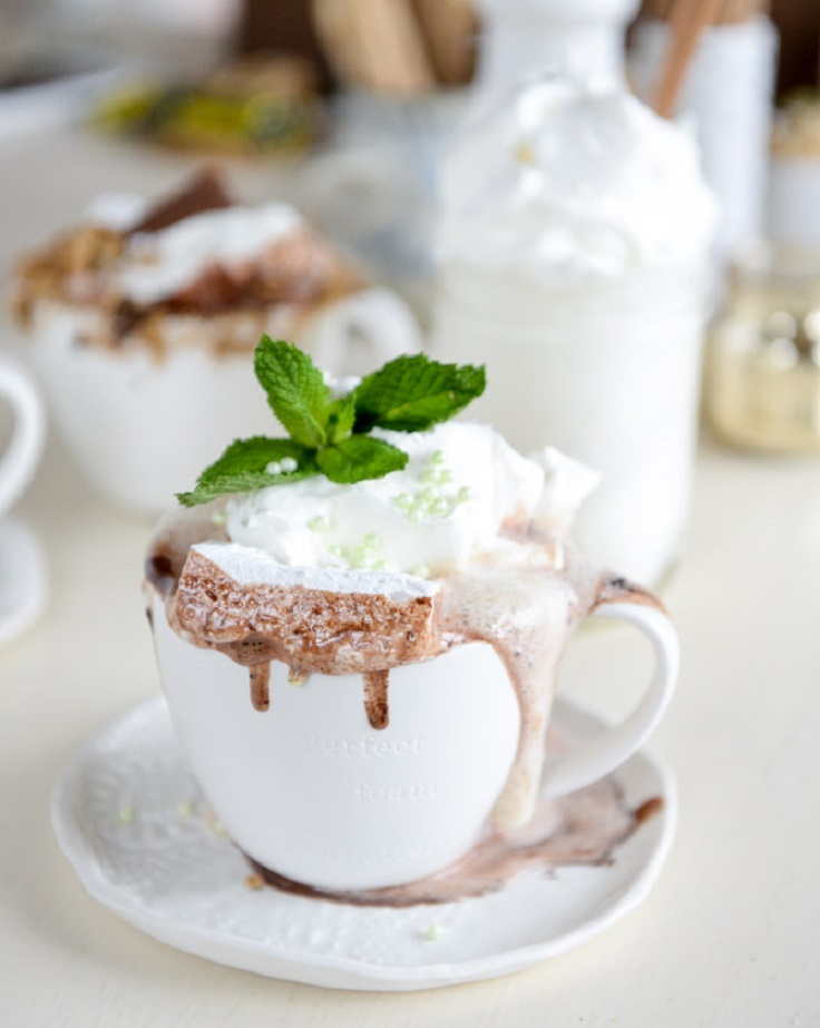 mint-white-hot-chocolate