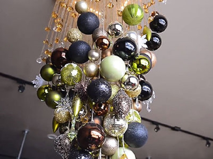 Christmas-Tree-Chandelier